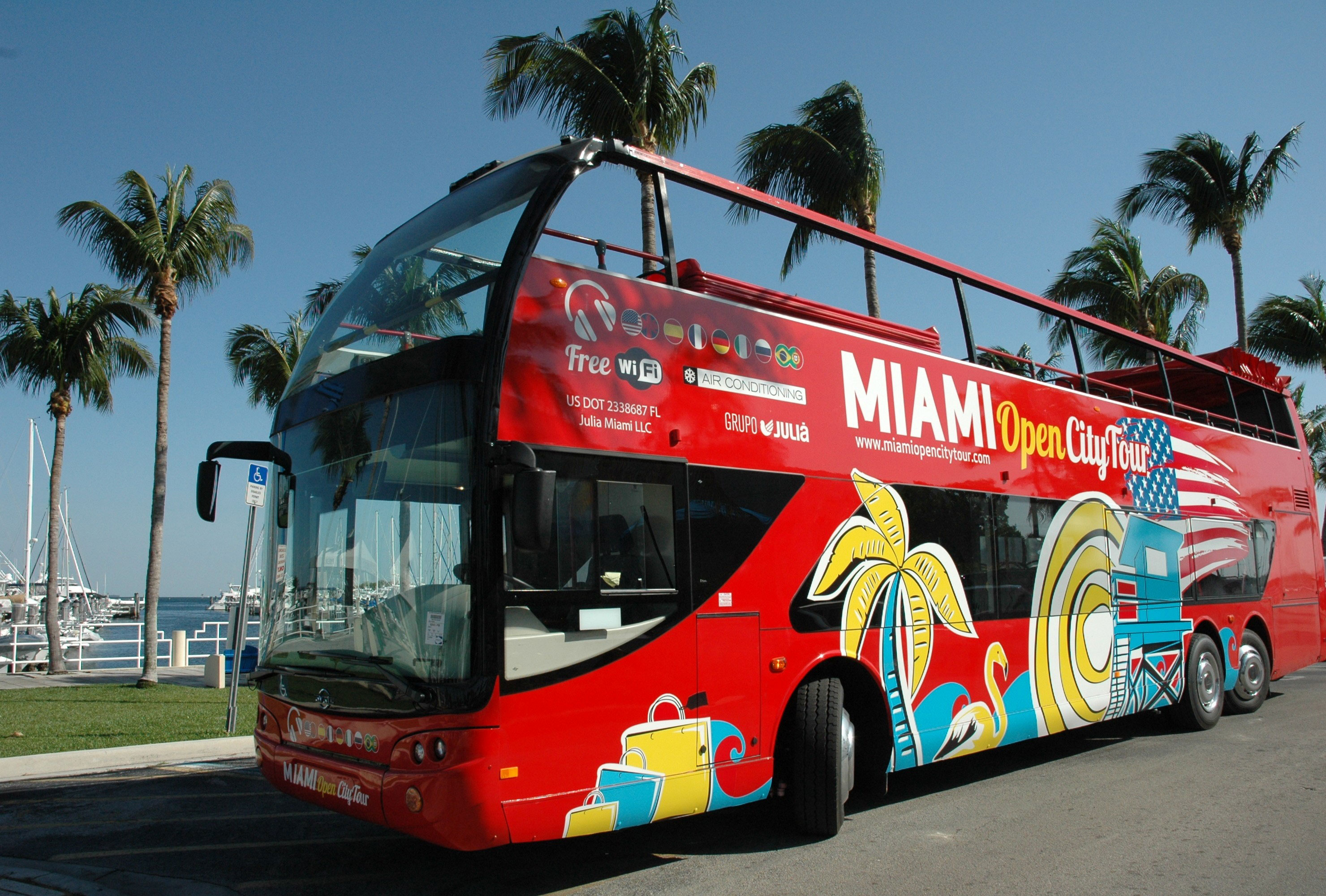 Автобусные туры на выходные. Автобусы в Майами. Автобус двухэтажный. Туристический автобус. Туристические автобусы в Паттайе.